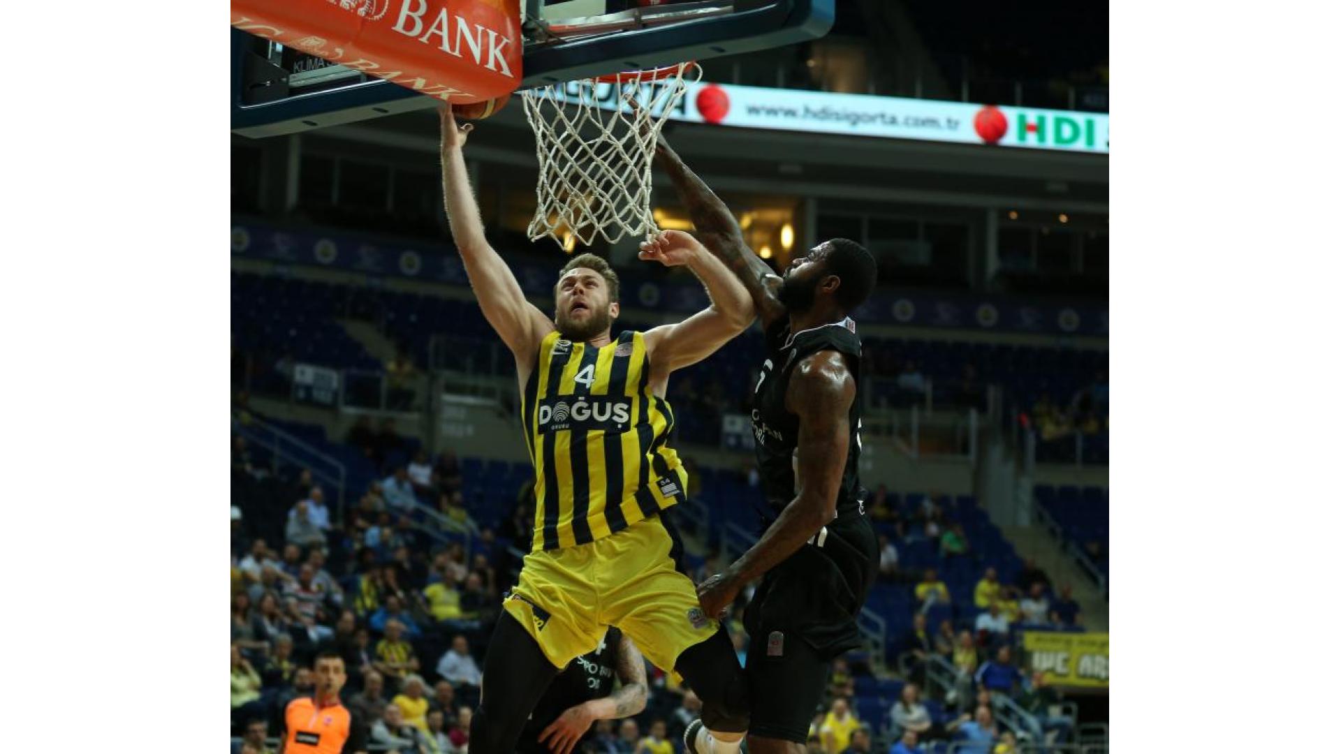 Fenerbahce Dogus Besiktas Sompo Japan