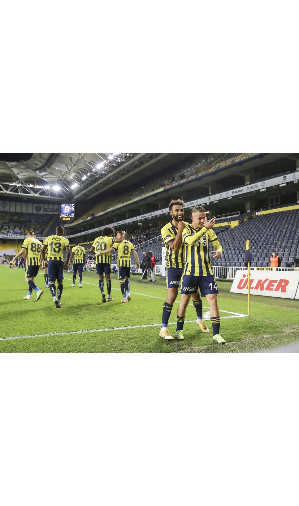 TAKIM ARKADAŞLARI DA ÇOK SEVİYOR - Dimitris Pelkas ...