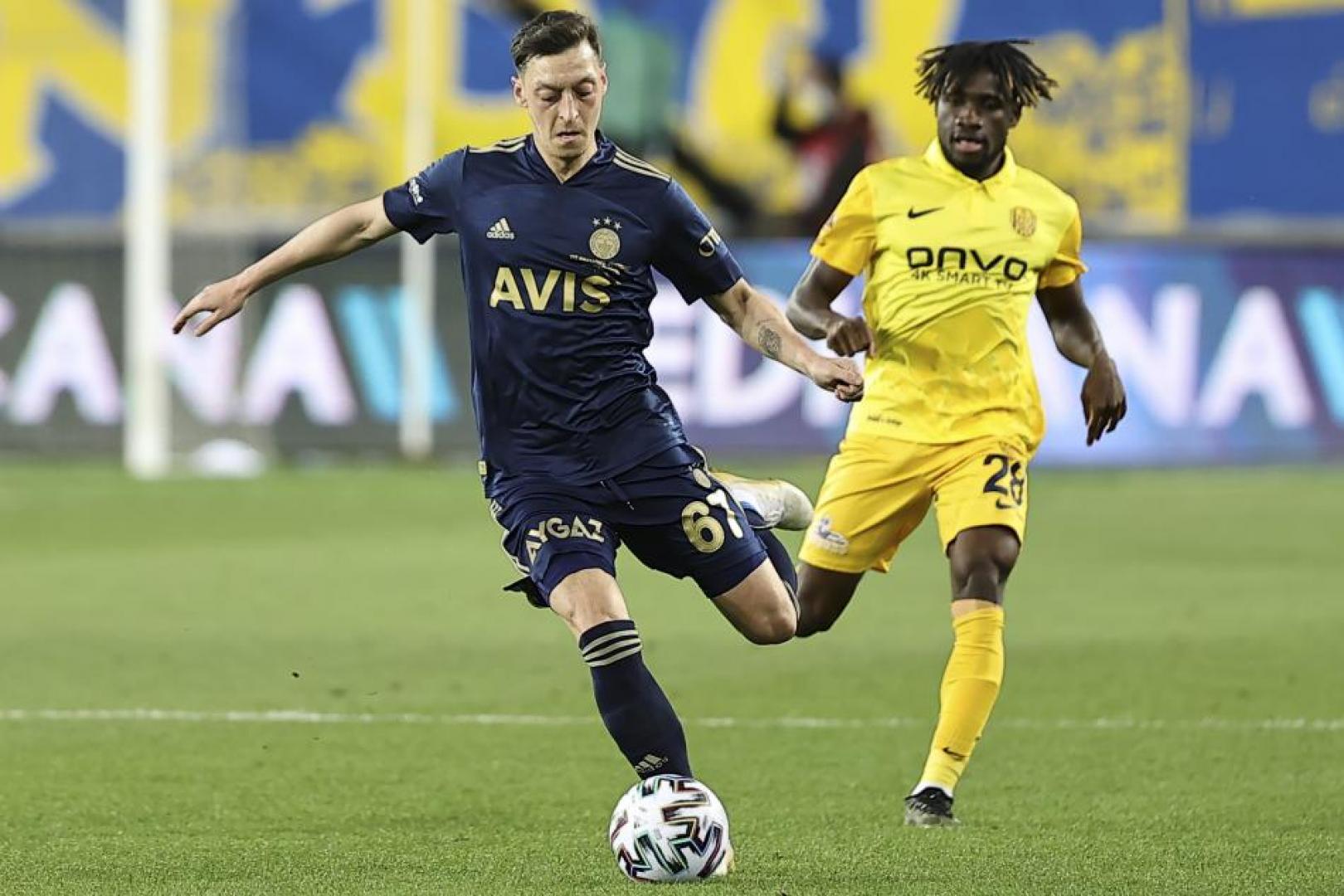 ERCAN GÜVEN YAZDI Ercan Güven &quot;Artık sezon sadece siyahbeyaz değil&quot;