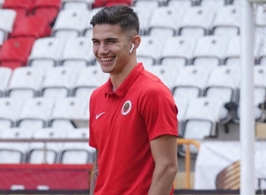Fenerbahce Den Teklif 2 Milyon Euro Takas Futbol